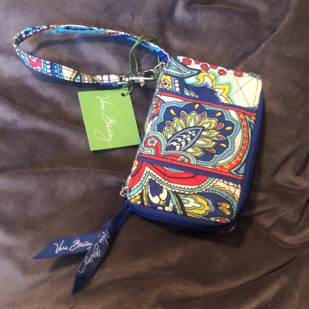 Vera Bradley carry it all wristlet -Marina Paisley